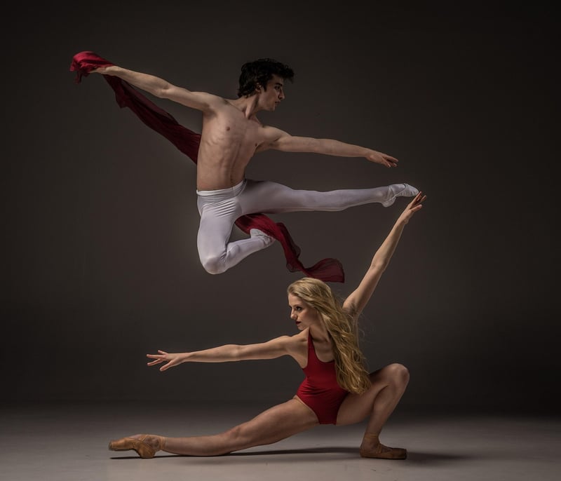 Hip Hop dancer popping and locking